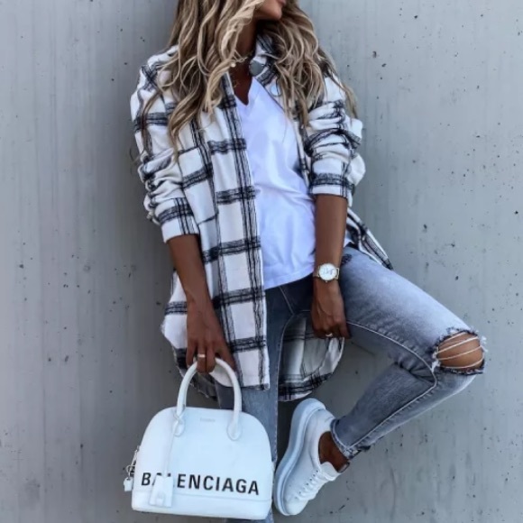 SOLD OUT Black Plaid Flannel Oversized Shacket Shirt Jacket - Picture 4 of 4